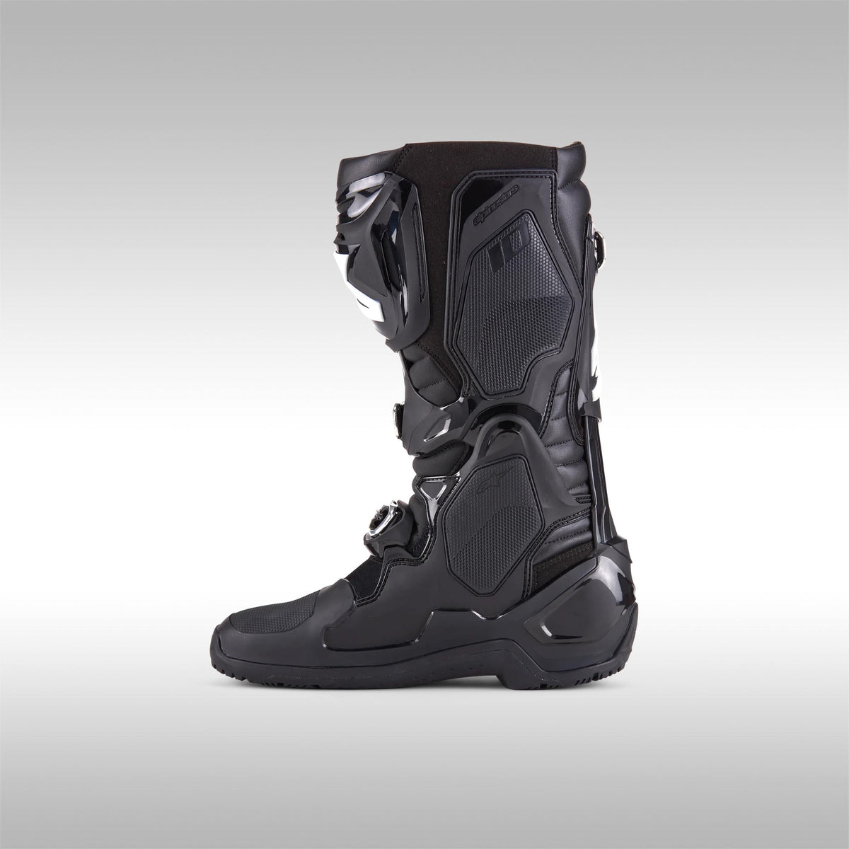 Instep view of the Alpinestars Tech 10 Enduro offroad boots.